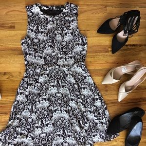 Banana Rep. Factory - Great dress for work/dinner